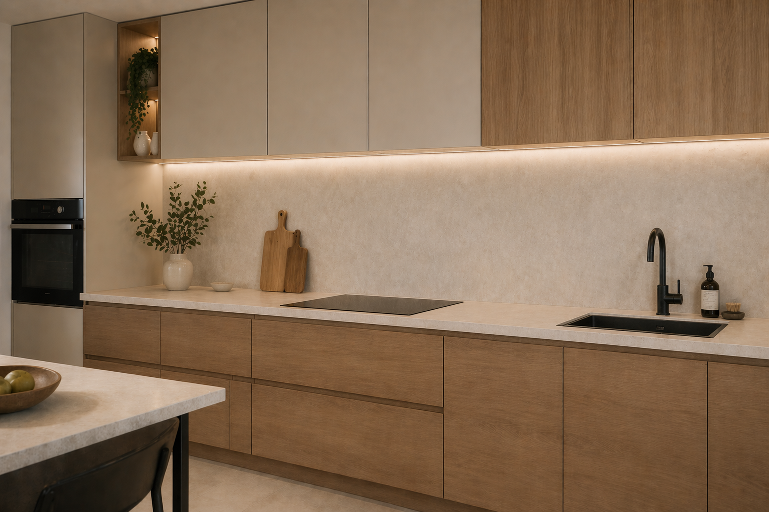 Cuisine moderne en bois et tons beige