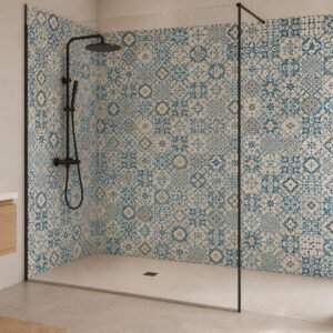 Douche moderne avec carreaux motifs bleus